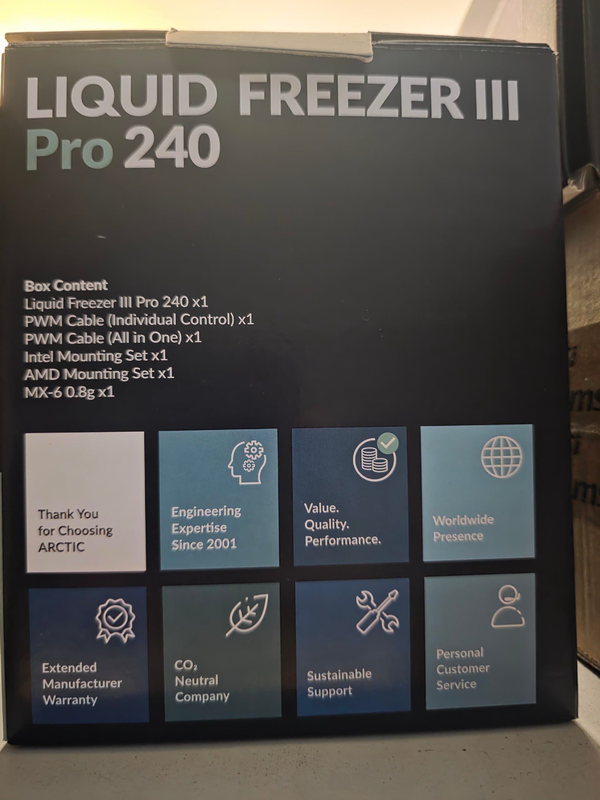 Arctic Liquid Freezer III Pro 240